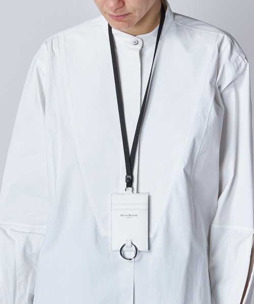 Maison Margiela(メゾンマルジェラ)の「Maison Margiela CARD HOLDER WITH KEY RING AN(その他小物・レディース・ホワイト・FREE)」の4枚目の写真