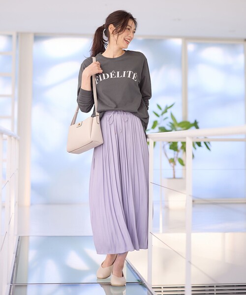 ANY（エニィ）の「ロゴロングTシャツ（Tシャツ/カットソー・レディース・アイボリー系5/アイボリー系/グレー系・F）」の6枚目の写真