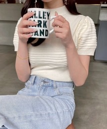 パフスリーブラインニット