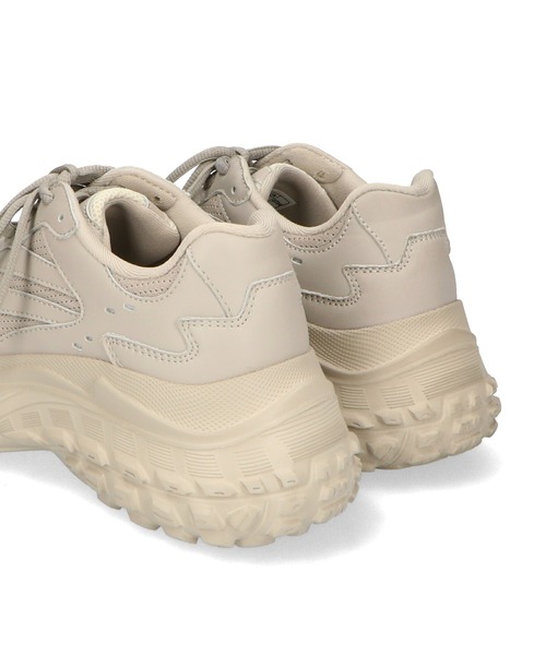 ORiental TRaffic（オリエンタルトラフィック）の「変形 ボリューム