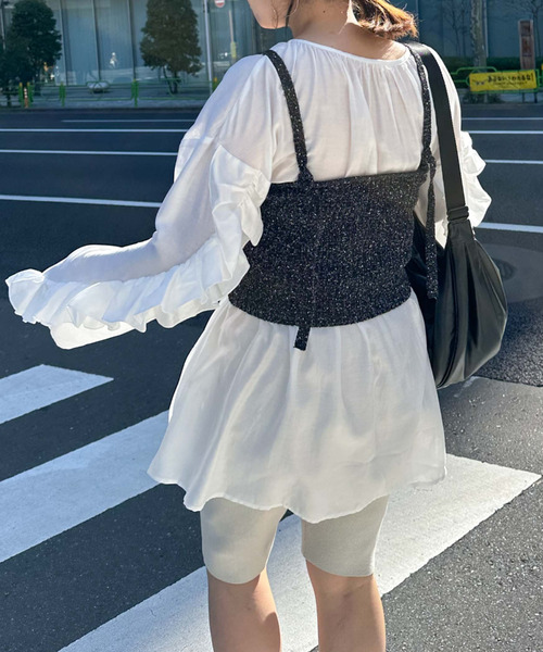 アルシーヴ archives ＜limited＞FRILLY BLOUSE×BUSTIER （OFWH） archives（アルシーヴ）の「〈limited〉FRILLY BLOUSE×BUSTIER