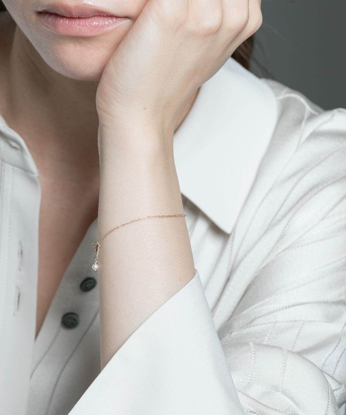 URBAN RESEARCH（アーバンリサーチ）の「ff by decor urban research　パールチェーンブレスレット（ブレスレット・レディース・ゴールド・-）」の2枚目の写真