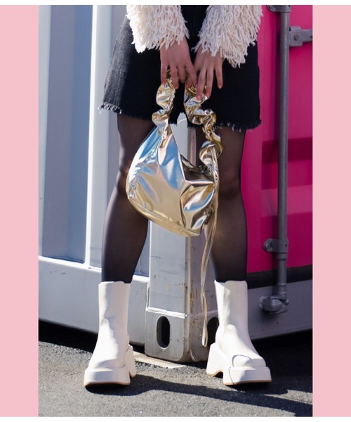 ANAP（アナップ）の「メタリックギャザーバッグ（ハンドバッグ・レディース・ゴールド/シルバー・FREE）」の10枚目の写真