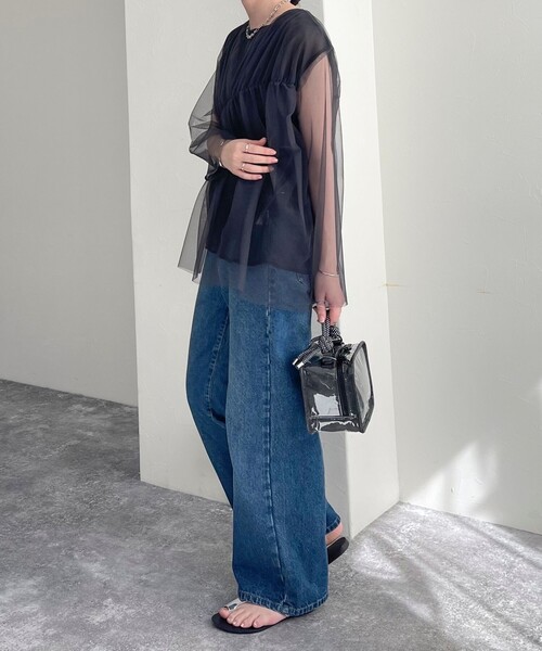 fredy emue（フレディエミュ）の「チュールシャーリングブラウス（シャツ/ブラウス・レディース・チャコールグレー/アイボリー・38）」の16枚目の写真