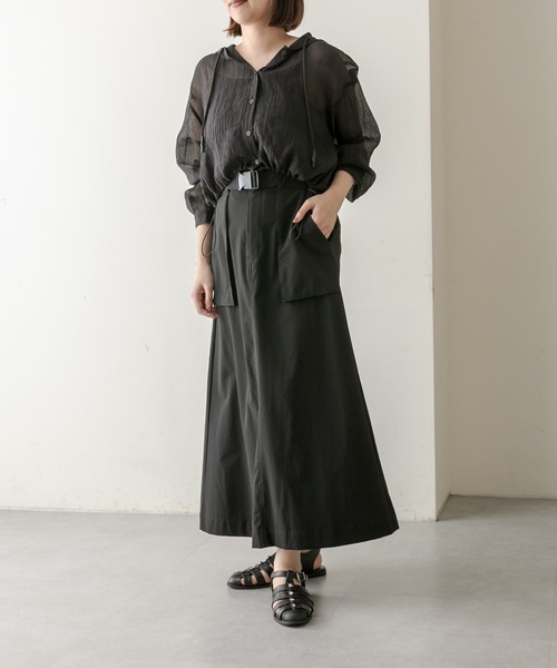ear PAPILLONNER（イアパピヨネ）の「《バックスリット入り》ビッグポケットスカート【SUM1 STYLE】（スカート・レディース・ブラック/ライトグレー/カーキ・FREE）」の7枚目の写真