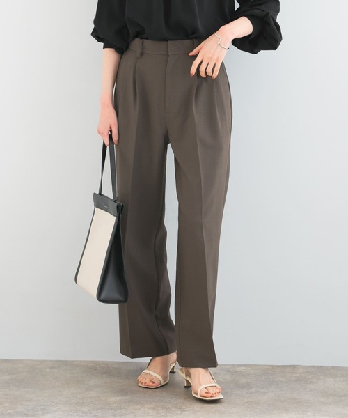 URBAN RESEARCH ROSSO WOMEN(アーバンリサーチ ロッソ)の「ツータックスラックス(スラックス・レディース・ブルー/ブラック/ブラウン・36/38)」の2枚目の写真