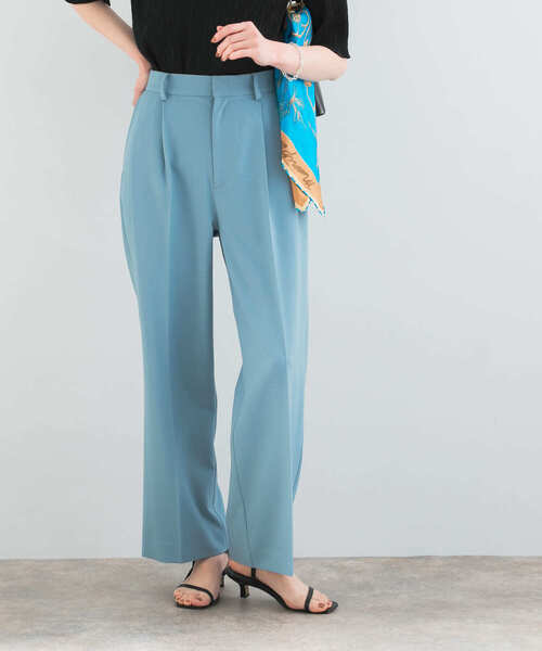 URBAN RESEARCH ROSSO WOMEN(アーバンリサーチ ロッソ)の「ツータックスラックス(スラックス・レディース・ブルー/ブラック/ブラウン・36/38)」の8枚目の写真