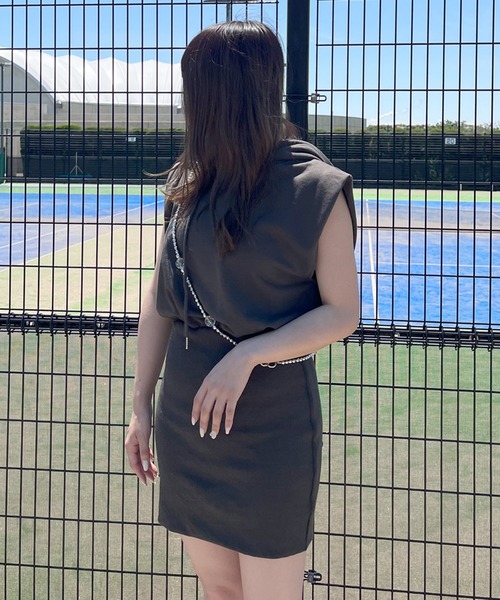 non-hedge（ノンヘッジ）の「フードロゴノースリーブミニワンピース（ワンピース・レディース・ブラック/チャコールグレー/ブルー/オフホワイト・FREE）」の19枚目の写真