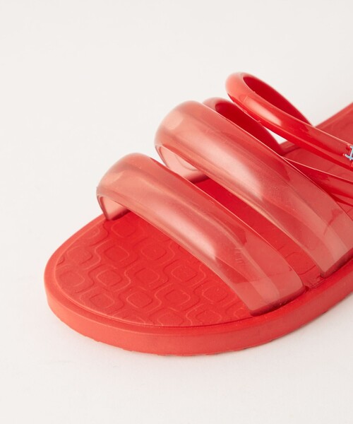 IPANEMA（イパネマ）の「【国内EXCLUSIVE】＜Ipanema＞PUFFER TIRAS サンダル（サンダル・レディース・ブラック/レッド・37(24.5)/35(23)/36(24)）」の17枚目の写真