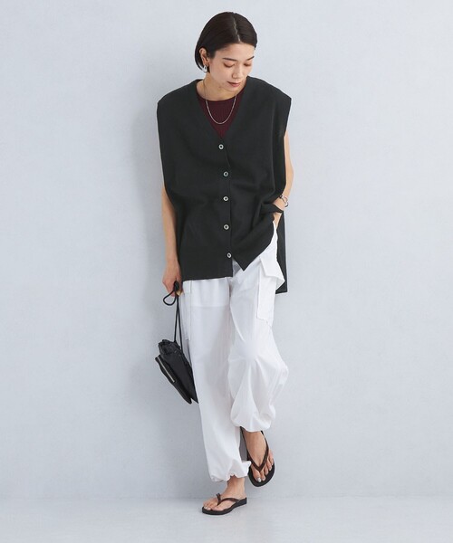 green label relaxing(グリーンレーベルリラクシング)の「フォルム シアー ジレ ベスト -ウォッシャブル-(ベスト・レディース・ワインレッド/ブラック/オフホワイト・FREE)」の7枚目の写真