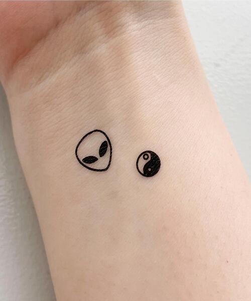 WEGO（ウィゴー）の「WEGO/セットタトゥーシール（コスチューム/パーティーグッズ・レディース・その他1/その他2/その他3/その他4/その他5/その他6/その他7/その他8/その他9/その他10/その他11/その他16/その他17/その他18/その他19/その他20/その他12/その他13/その他14/その他15・FREE）」の8枚目の写真