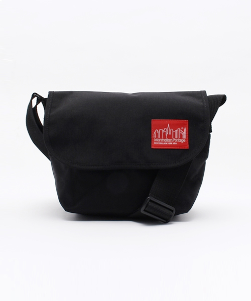 Manhattan Portage（マンハッタンポーテージ）の「Manhattan Portage / 1605JR（メッセンジャーバッグ・メンズ・ブラック/ネイビー・ONE SIZE）」の2枚目の写真