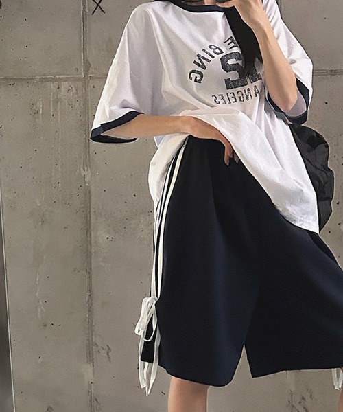 ROGER AND RAW（ロジャーアンドロウ）の「サイドラインリボンジャージパンツ（その他パンツ・レディース・レッド/ネイビー・FREE）」の3枚目の写真