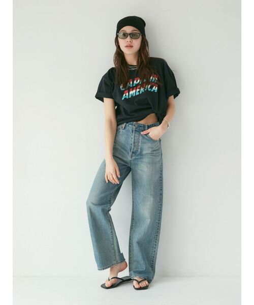 Ungrid(アングリッド)の「スクエアカラーレンズサングラス(サングラス・レディース・ブラック・FREE)」の4枚目の写真