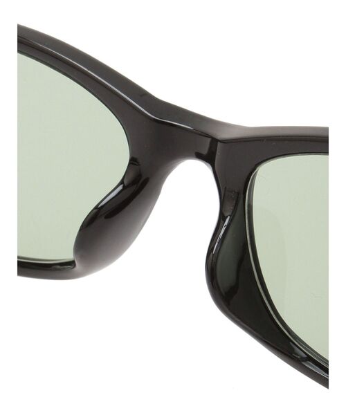 Ungrid(アングリッド)の「スクエアカラーレンズサングラス(サングラス・レディース・ブラック・FREE)」の9枚目の写真