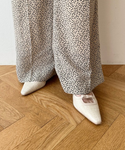 DEICY(デイシー)の「ポインテッドプチリボンサンダル(サンダル・レディース・ベージュ/オフホワイト/アイボリー・L/M/S)」の17枚目の写真