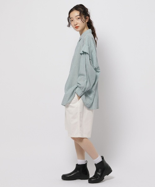 niko and...（ニコアンド）の「プレミアムローンワイドシャツ（シャツ/ブラウス・レディース・パープル/グリーン/ホワイト/グレー・LONG/SHORT）」の17枚目の写真