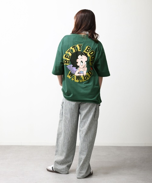 BETTY BOOP(ベティ・ブープ)の「【BETTY BOOP】 ハーフスリーブ ビッグシルエット バックプリント Tシャツ(Tシャツ/カットソー・レディース・オートミール/ホワイト/ダークグリーン/ブラック・MEDIUM/LARGE/X-LARGE)」の12枚目の写真