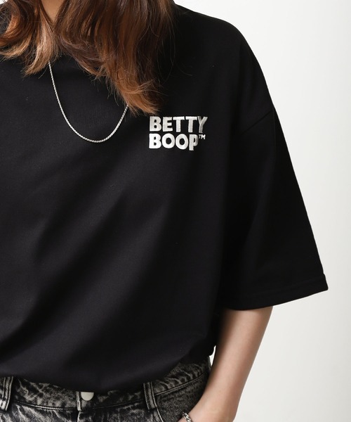 BETTY BOOP(ベティ・ブープ)の「【BETTY BOOP】 ハーフスリーブ ビッグシルエット バックプリント Tシャツ(Tシャツ/カットソー・レディース・オートミール/ホワイト/ダークグリーン/ブラック・MEDIUM/LARGE/X-LARGE)」の6枚目の写真