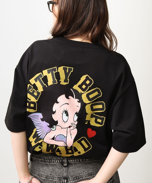BETTY BOOP(ベティ・ブープ)の「【BETTY BOOP】 ハーフスリーブ ビッグシルエット バックプリント Tシャツ(Tシャツ/カットソー・レディース・オートミール/ホワイト/ダークグリーン/ブラック・MEDIUM/LARGE/X-LARGE)」の5枚目の写真