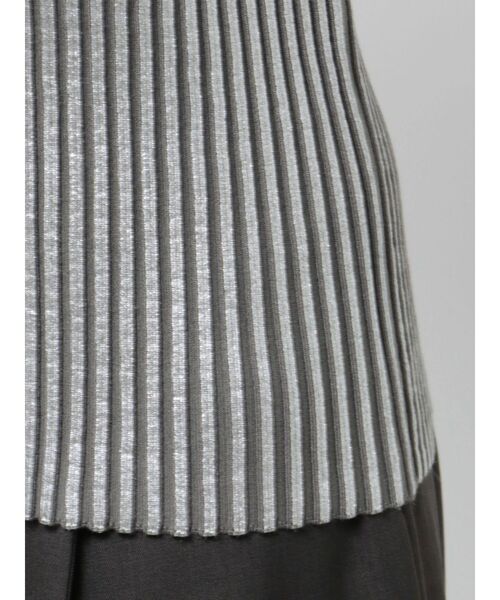 LAGUNAMOON（ラグナムーン）の「フォイルリブニットプルオーバー（ニット/セーター・レディース・ブラック/シルバー/ゴールド・FREE）」の10枚目の写真