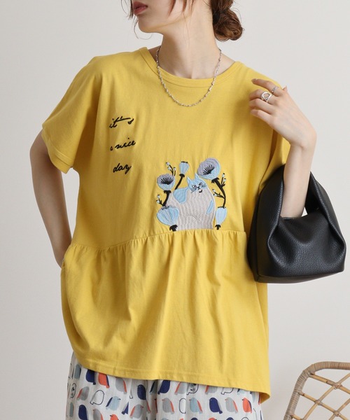 Emago(イマゴ)の「EMAGO ねこ刺繍切替えギャザーTシャツ(Tシャツ/カットソー・レディース・ホワイト/ブラック/イエロー・FREE)」の3枚目の写真