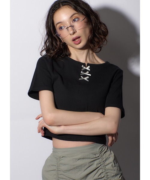 Adoon plain(アドーンプレーン)の「ネックリボンTシャツ(Tシャツ/カットソー・レディース・ブラック/ホワイト/レッド/サックスブルー・FREE)」の15枚目の写真