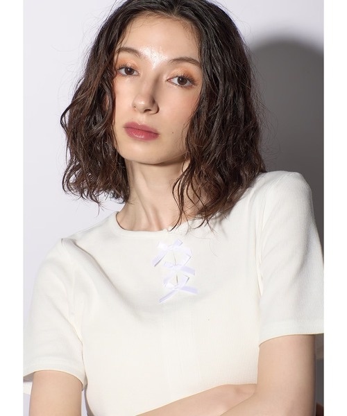 Adoon plain(アドーンプレーン)の「ネックリボンTシャツ(Tシャツ/カットソー・レディース・ブラック/ホワイト/レッド/サックスブルー・FREE)」の13枚目の写真