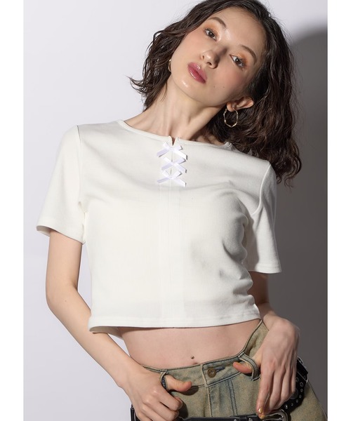 Adoon plain(アドーンプレーン)の「ネックリボンTシャツ(Tシャツ/カットソー・レディース・ブラック/ホワイト/レッド/サックスブルー・FREE)」の14枚目の写真