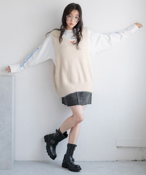 LOWRYS FARM(ローリーズファーム)の「FIRMロゴカコウTシャツLS 144278(Tシャツ/カットソー・レディース・オフホワイト/グレー・FREE)」の9枚目の写真