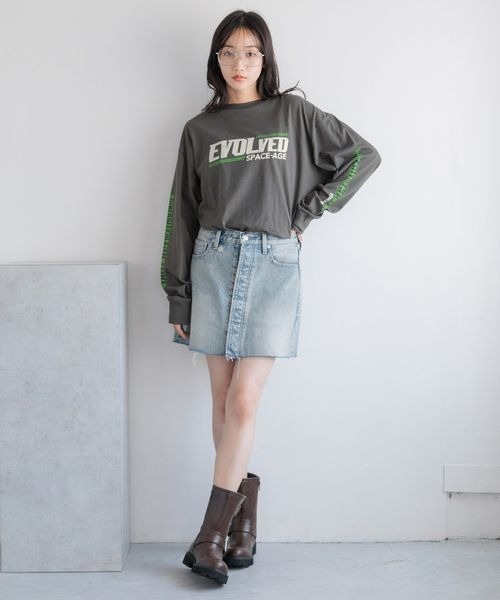 LOWRYS FARM(ローリーズファーム)の「FIRMロゴカコウTシャツLS 144278(Tシャツ/カットソー・レディース・オフホワイト/グレー・FREE)」の12枚目の写真