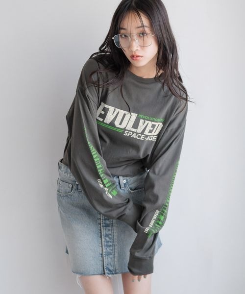 LOWRYS FARM(ローリーズファーム)の「FIRMロゴカコウTシャツLS 144278(Tシャツ/カットソー・レディース・オフホワイト/グレー・FREE)」の16枚目の写真