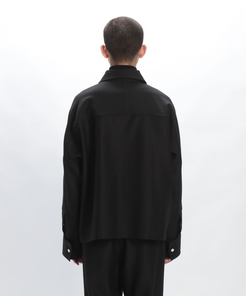 STERNBERG（スタンバーグ）の「テクノウールワークシャツ（その他アウター・メンズ・ブラック/グレイッシュベージュ・SMALL/MEDIUM/LARGE）」の12枚目の写真