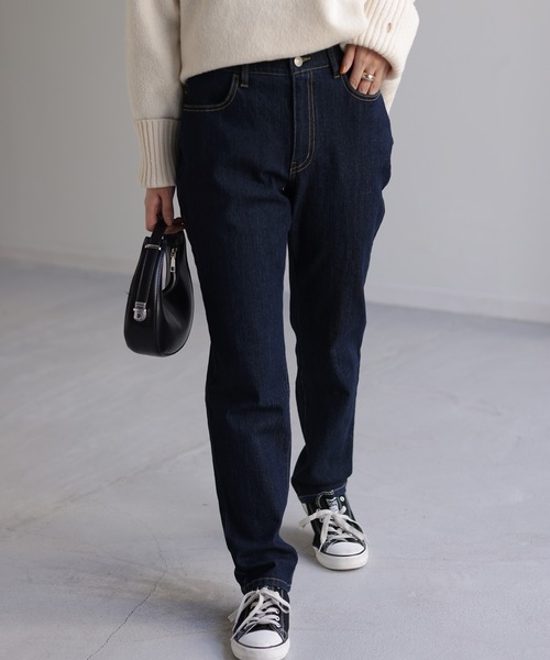 HUG.U（ハグユー）の「ゆるフィットスキニーデニム（デニムパンツ・レディース・インディゴブルー/ダークインディゴブルー/ライトインディゴブルー/ワンウォッシュ・S(レギュラー丈)/S(トール丈)/M(レギュラー丈)/M(トール丈)/L(レギュラー丈)/L(トール丈)/LL(レギュラー丈)/LL(トール丈)）」の16枚目の写真