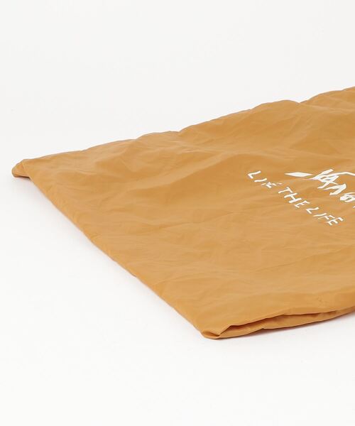 NANGA（ナンガ）の「NANGA POCKETABLE ECO BAG(LIVE THE LIFE)/ナンガ ポケッタブル エコバッグ（エコバッグ/サブバッグ・メンズ・ブラック/ブラウン系その他/マスタード/ゴールド/グレー/オレンジ/ターコイズブルー・FREE）」の14枚目の写真