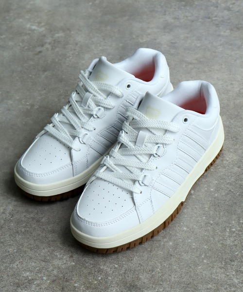K-SWISS(ケースイス)の「【K-SWISS/ケースイス】サイドライン レースアップスニーカー(スニーカー・メンズ・ホワイト/ブラック・26.5cm/26.0cm/25.5cm/25.0cm/24.5cm/24.0cm/23.5cm/23.0cm/27.5cm/27.0cm)」の5枚目の写真
