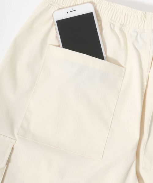 Salong hameu（サロン ハミュー）の「タックワイドカーゴパンツ/バレルパンツ/バルーンパンツ メンズ レディース ユニセックス（カーゴパンツ・メンズ・ホワイト/ブラック/ブラウン/カーキ/マスタード/グレイッシュベージュ/ホワイト系1/ピンク/ネイビー・M/L/XL）」の22枚目の写真