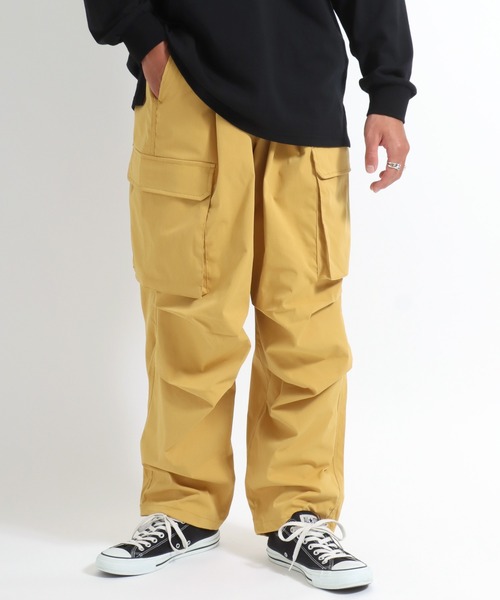 Salong hameu（サロン ハミュー）の「タックワイドカーゴパンツ/バレルパンツ/バルーンパンツ メンズ レディース ユニセックス（カーゴパンツ・メンズ・ホワイト/ブラック/ブラウン/カーキ/マスタード/グレイッシュベージュ/ホワイト系1/ピンク/ネイビー・M/L/XL）」の11枚目の写真