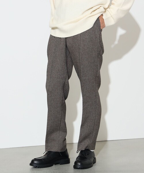 BEAMS HEART(ビームスハート)の「シャークスキン スラックス(チノパンツ・メンズ・チャコールグレー/ブラウン系その他2・SMALL/MEDIUM/LARGE)」の13枚目の写真