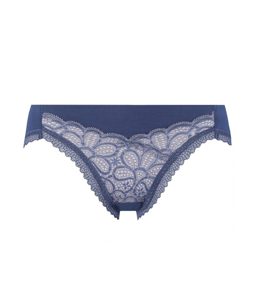Triumph(トリンプ)の「癒しのブラ621 レギュラーショーツTR621 Hikini(ショーツ・レディース・ベージュ/ピンク/ブルー・L/M)」の1枚目の写真