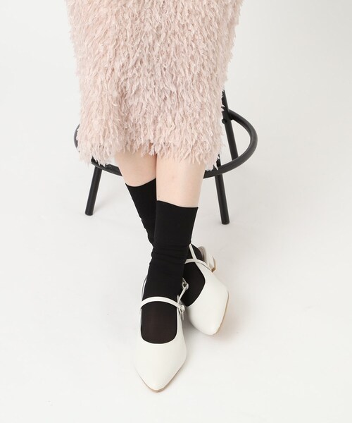 ESPERANZA(エスペランサ)の「バックストラップフラットパンプス(パンプス・レディース・アイボリー/ブラック・S/M/L/LL)」の13枚目の写真