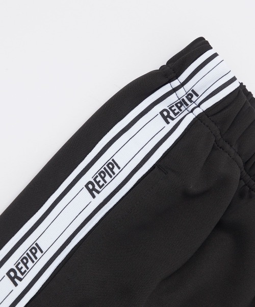 repipi armario(レピピ アルマリオ)の「【repipi armario/レピピアルマリオ】キッズサイドラインテープジャージパンツ サイドロゴテープ 通学 ダンス(その他パンツ・キッズ・ブラック・170/160/150/140)」の6枚目の写真