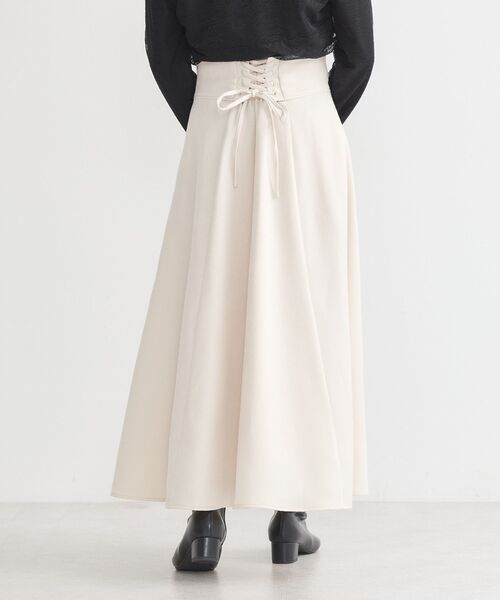 earth music&ecology（アースミュージックアンドエコロジー）の「バックレースアップスカート（スカート・レディース・ブラウン/グレー/ブラック/アイボリー・S/M）」の2枚目の写真