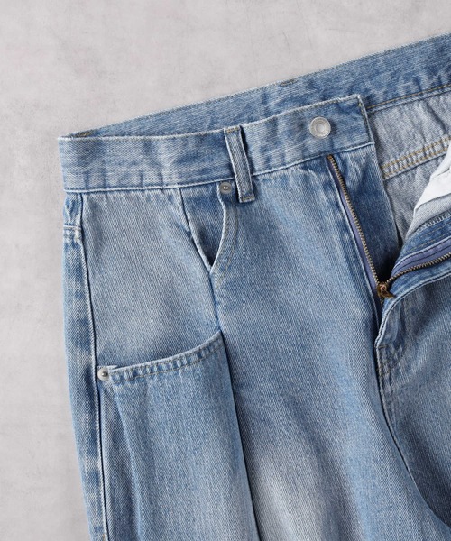 Right-on（ライトオン）の「タックバギーデニムパンツ（デニムパンツ・レディース・ライトインディゴブルー・S/M/L/XL）」の10枚目の写真