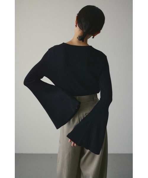 STYLEMIXER(スタイルミキサー)の「ベルスリーブソフトニット(ニット/セーター・レディース・ライトブルー/ブラック/ホワイト/グレー・FREE)」の19枚目の写真