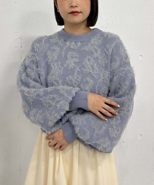 archives（アルシーヴ）の「フラワーフェザーＪＱニット（ニット/セーター・レディース・ブルー/アイボリー/ブラック・MEDIUM）」の22枚目の写真