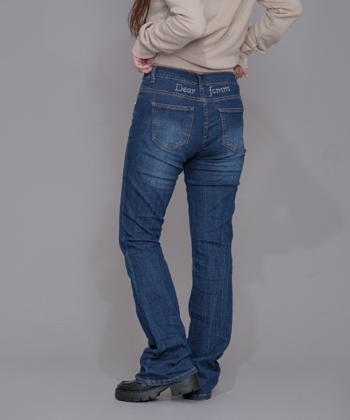 FCMM（エフシーエムエム）の「STUDDED FLARE DENIM PANTS/スタッズフレアデニムパンツ（デニムパンツ・レディース・ブラック/インディゴブルー/ライトインディゴブルー・LARGE/MEDIUM/SMALL）」の18枚目の写真