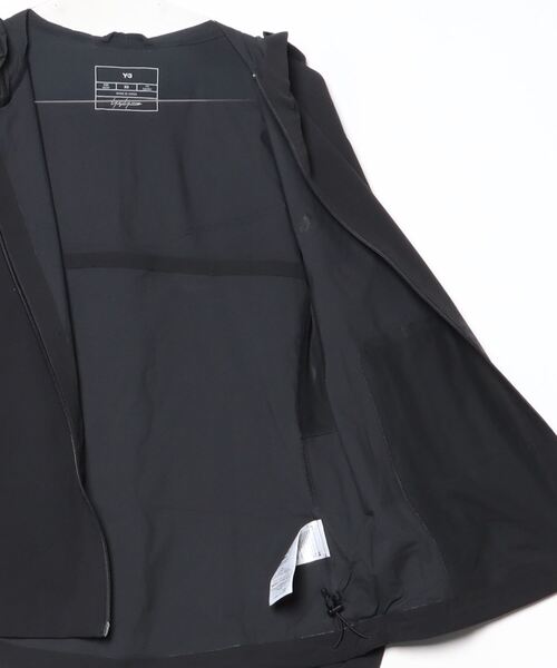 Y-3(ワイスリー)の「W Run Jacket(ブルゾン・レディース・ブラック・SMALL/X-SMALL/XX-SMALL/MEDIUM)」の5枚目の写真