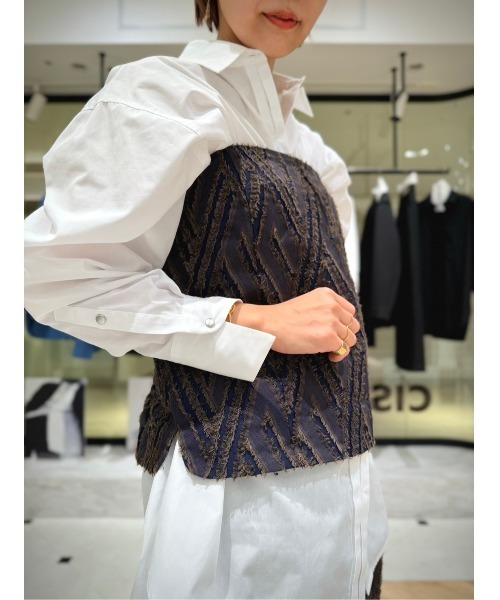 CIS.（シス）の「CIS． ベアセットアップ ベアトップ＆タックパンツ ハンドウォッシュ ジオメトリックジャカード（ベスト・レディース・ネイビー・36(7号)/34(5号)/40(11号)/38(9号)）」の21枚目の写真