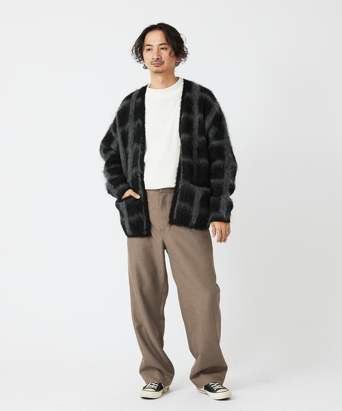 JOURNAL STANDARD relume（ジャーナルスタンダード　レリューム）の「CALIFORNIA モヘアミックス カーディガン（ニット/セーター・メンズ・パープル/ブラウン/ブラック・MEDIUM/LARGE）」の4枚目の写真